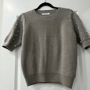Gab Kate Pearl Puff Sleeve Short Sleeve Grey Sweater from Mixology - Small/Med